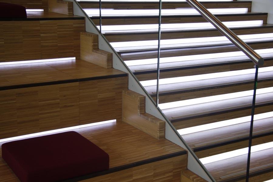 Выбор отделки для лестниц изображение 7