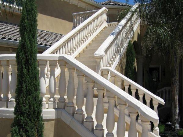 Лестничная балюстрада из мрамора