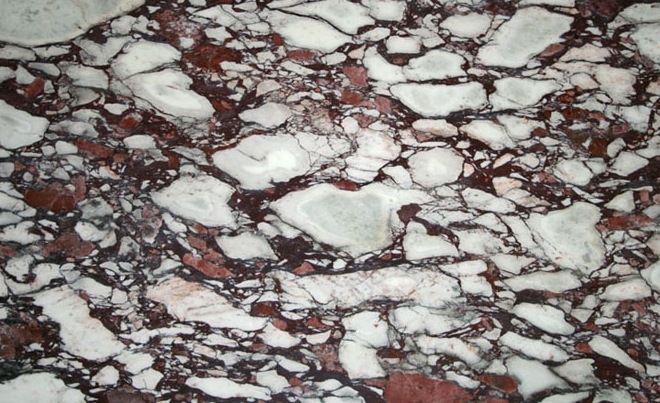 Calacatta Viola / Breccia Capraia