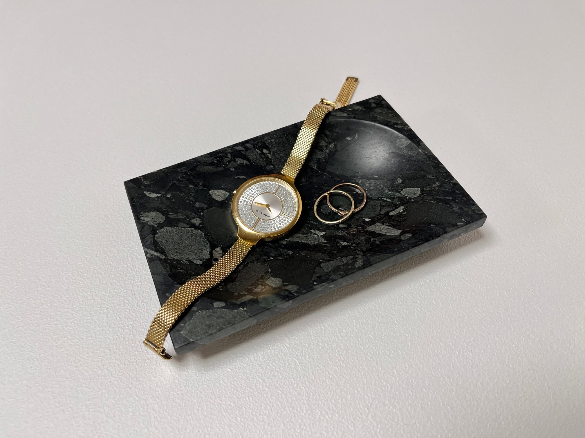 Изображение СПK Мыльница прямоугольная (140х90х20 мм)/Конгломерат Onego Green/Зеленый/Лощение