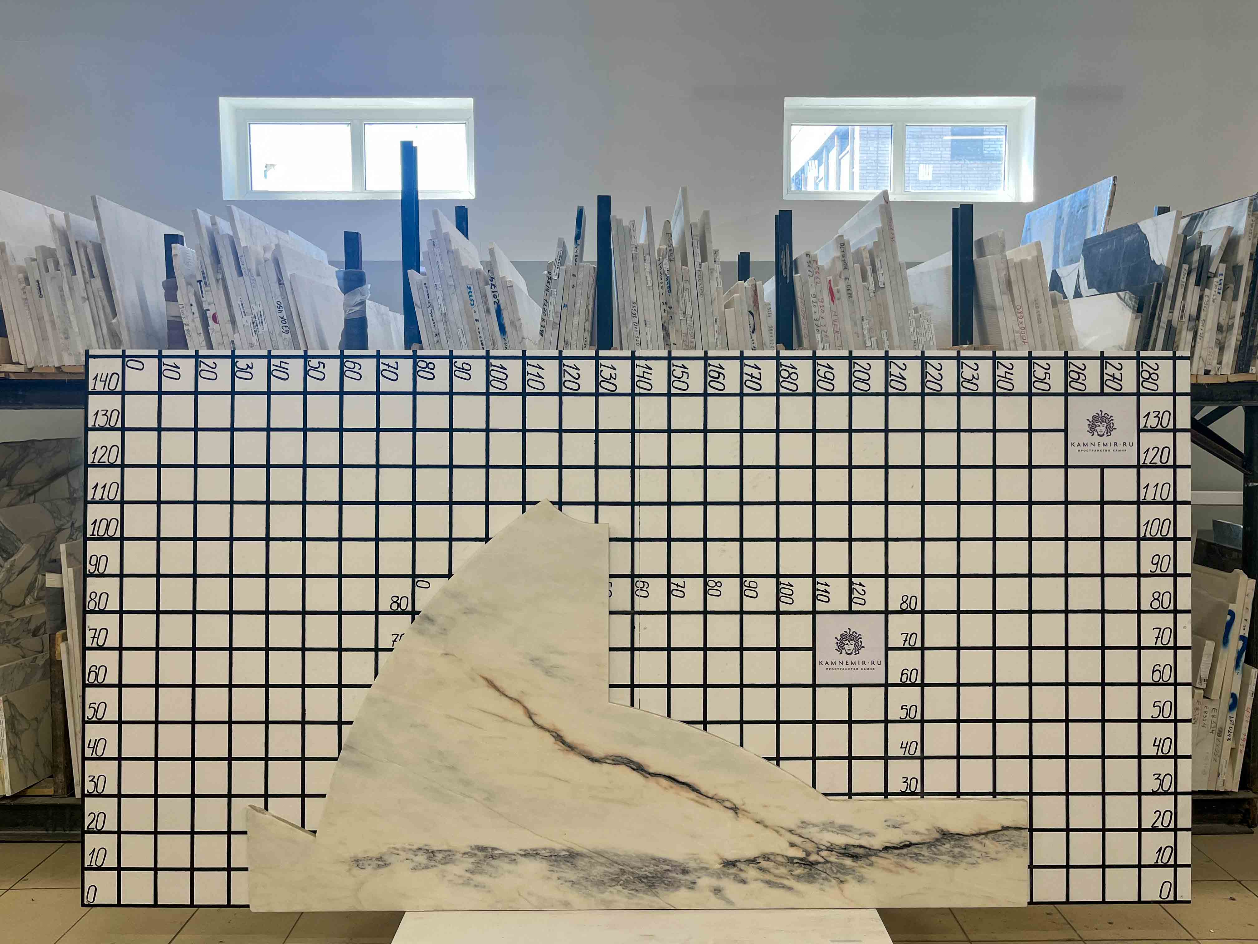 Изображение Заготовка F2492 (1800х280х20 мм)/Мрамор Bianco Lasa Vena Oro/Белый/Антик