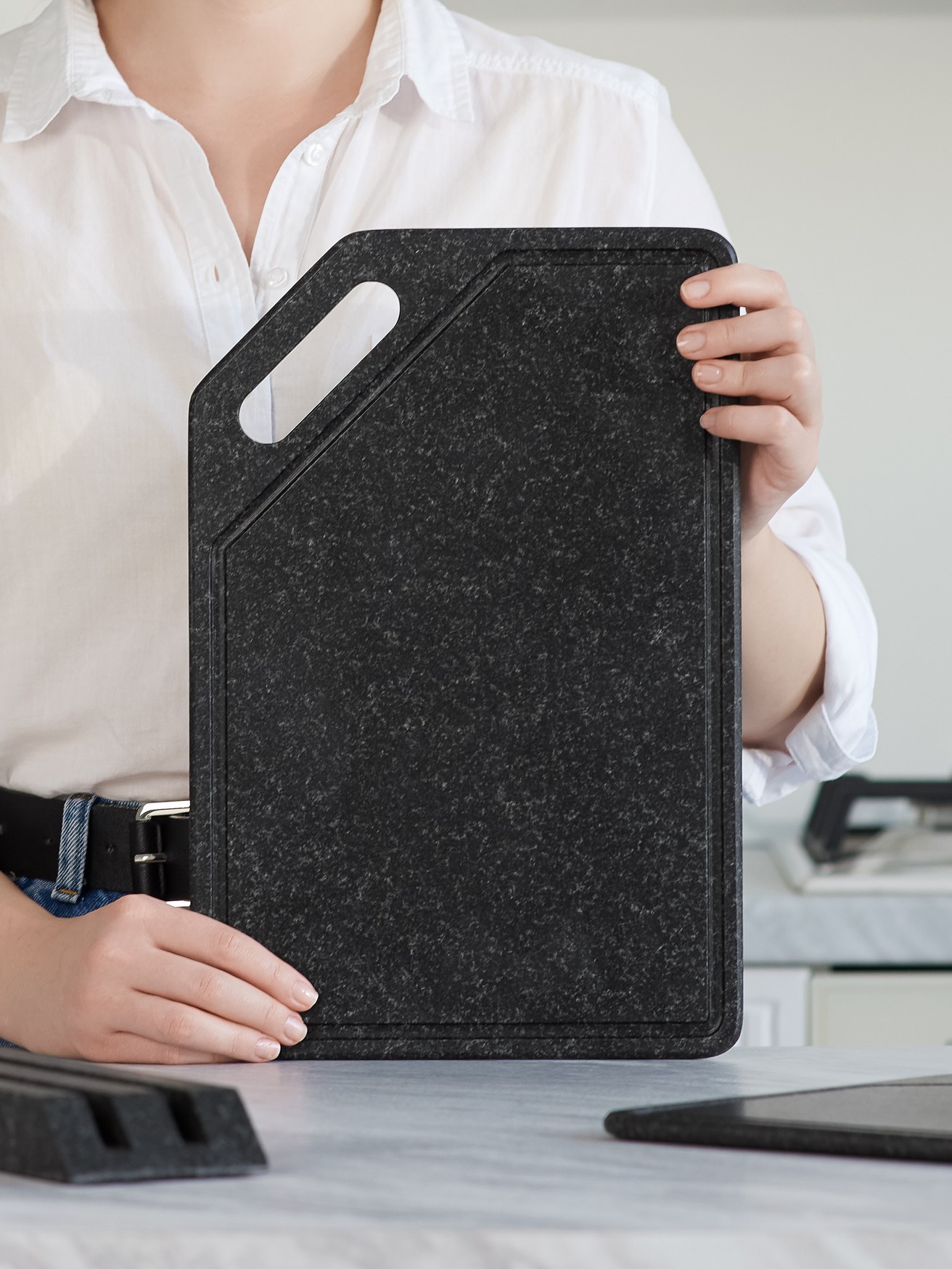 СПK Набор Разд. Доски с подставкой (360х250х80 мм)/Гранит Габбро/Черный/Антик - изображение 2