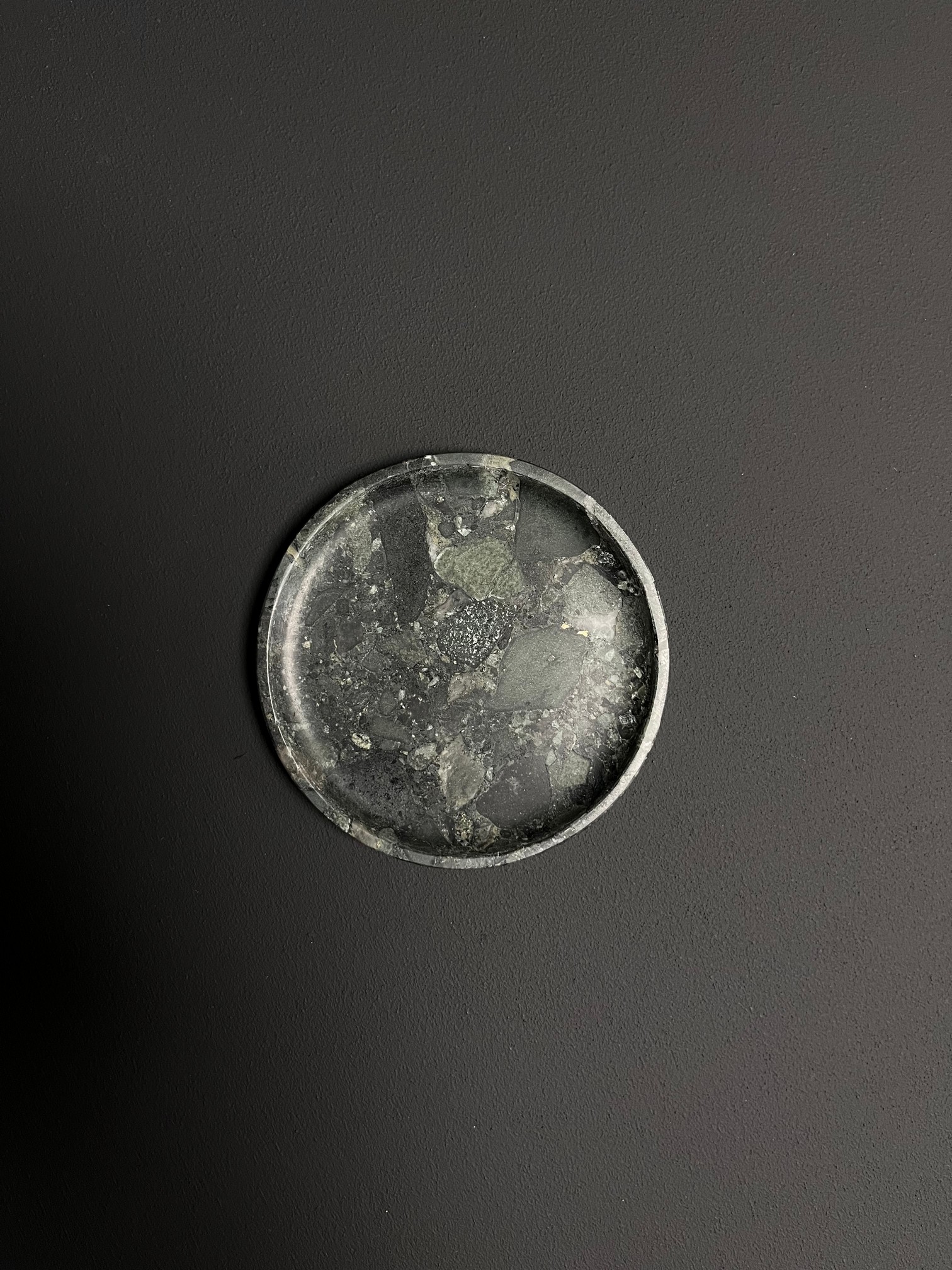 СПK Подставка под чашку (100х100х10 мм)/Конгломерат Onego Green/Зеленый/Лощение - изображение 5