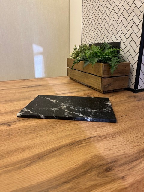 Изображение СПK Подставка "Поднос" (300х200х10 мм)/Гранит Гранатовый Амфиболит/Черный/Антик