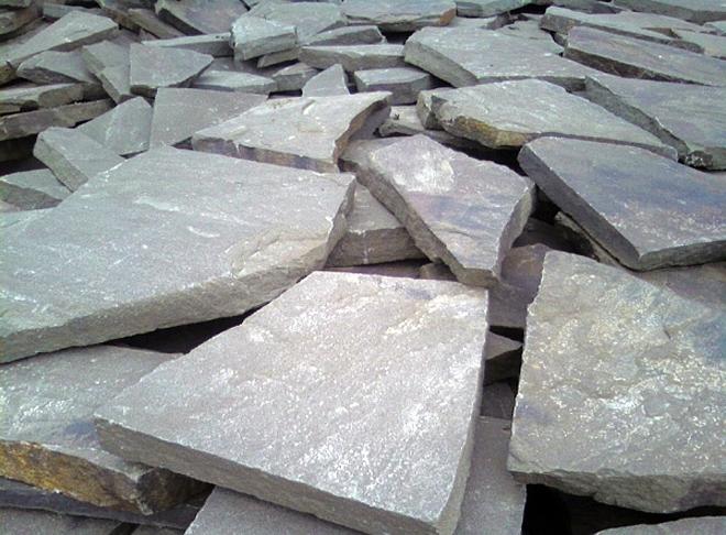 Плитняк из серого песчаника Плитняк из серого песчаника