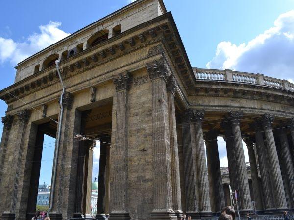 Колонны и пилястры Казанского Собора