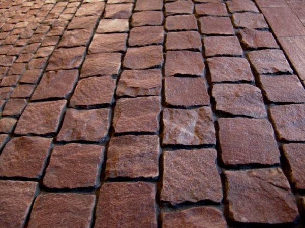 Брусчатка из Шокшинского камня