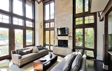 Отделка камина бежевым мрамором Diano Reale