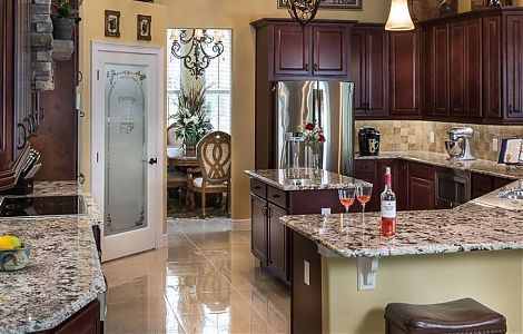 Столешница в кухне изображение 1