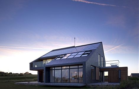 Фасад, облицованный черным сланцем изображение 2