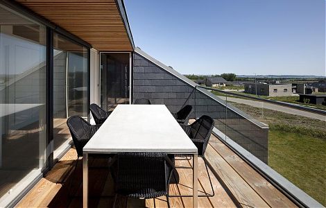 Фасад, облицованный черным сланцем изображение 6