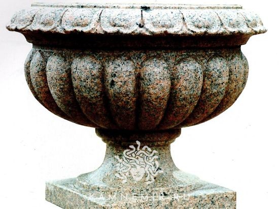 Вазон из гранита - изображение 1